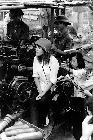 jane fonda vietnam. Jane Fonda (Hanoi Jane)